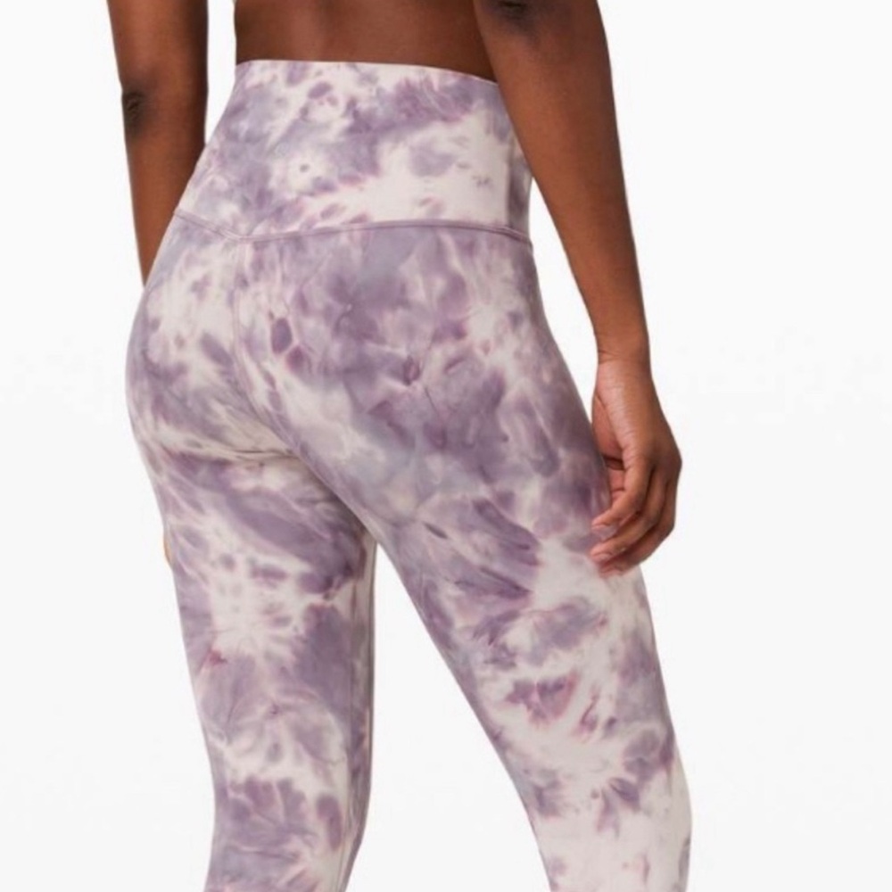 Lululemon Align Pant 28" *Diamond Dye
Diamond Dye Pink Bliss Graphite Purple 6